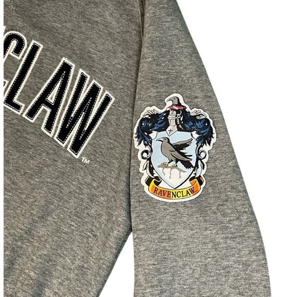 Harry Potter Ravenclaw Gray Crewneck Sweater Wizarding World Universal Size M - Picture 2 of 12